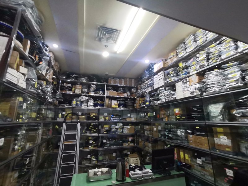 烟台电子元器件：打造科技引擎的基石
